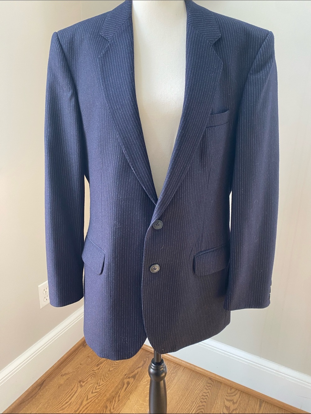 Hugo James 100% pure new wool Navy Striped blazer suit coat jacket Yogoslavian